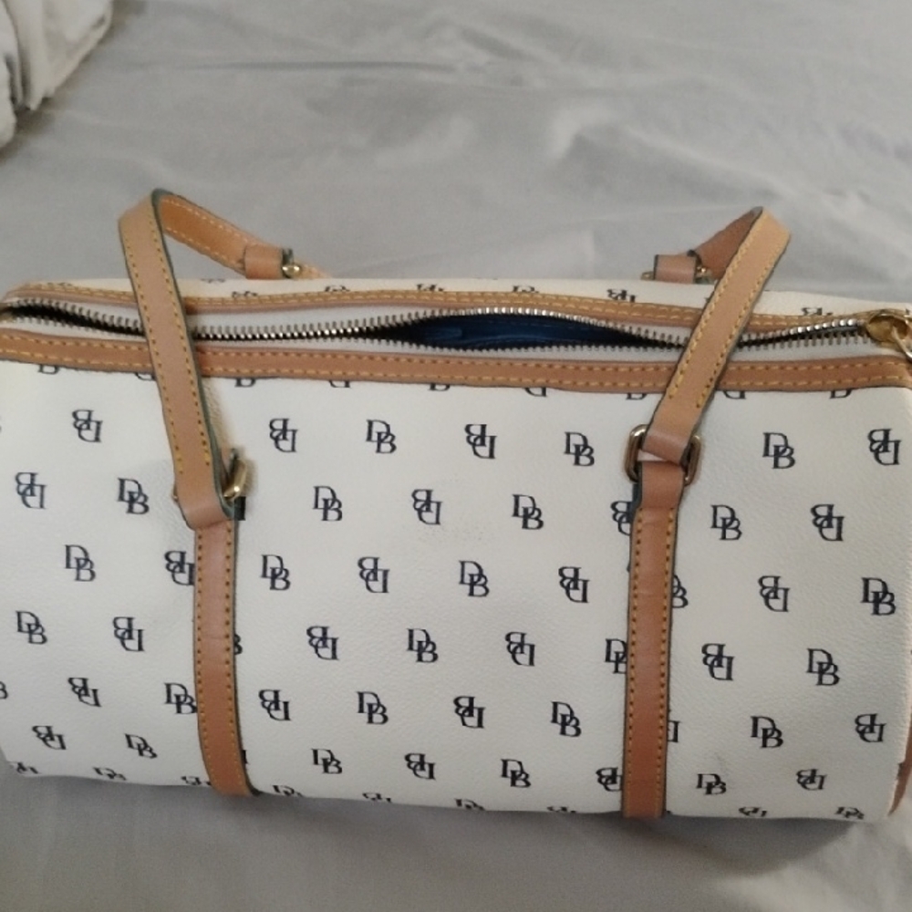 Dooney & Bourke White and Tan Logo Satchel